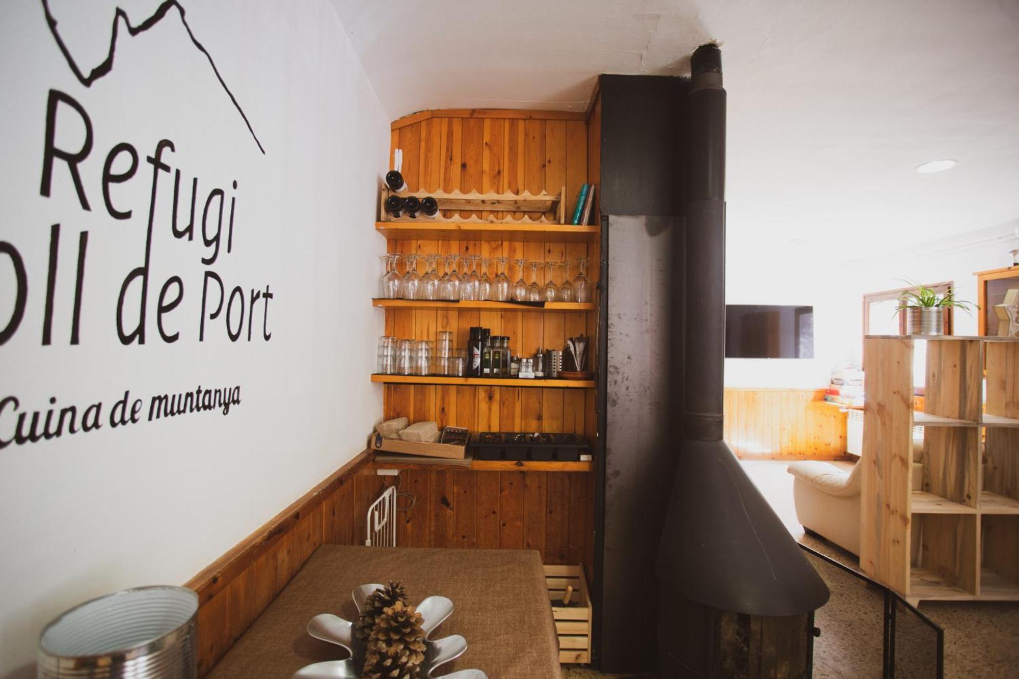 Coll De Port Pansiyon Tuixen Dış mekan fotoğraf
